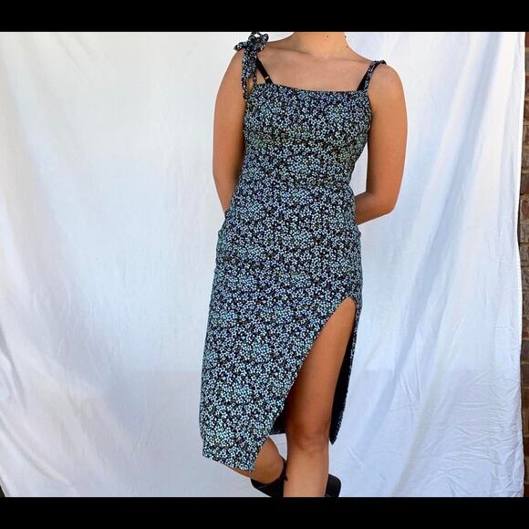 NWT Missguided Floral Ruched Bust Mikmade Midi Dress - Picture 1 of 10